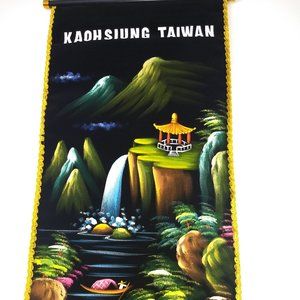 NIB Printed Velveteen Tapestry Wall Hanging.